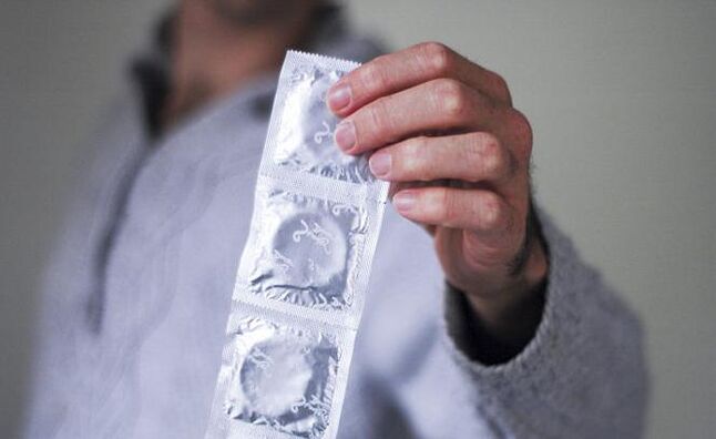 Kondomer bei der Behandlung vu Prostatitis mat Medikamenter